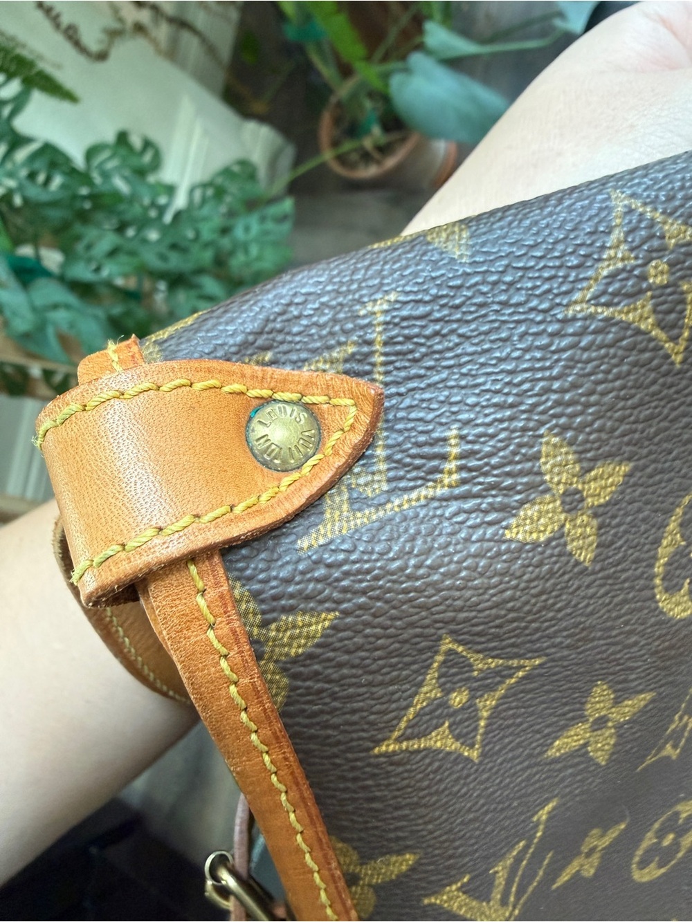 Louis Vuitton Monogram Canvas Messenger Bag with Tan Trim - Picture 14 of 14